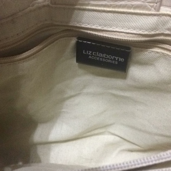 Liz Claiborne Handbag - Picture 3 of 8
